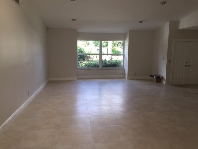 Building Photo - 7508 Chester Terrace