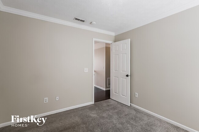 Building Photo - 10911 Jessie Cir