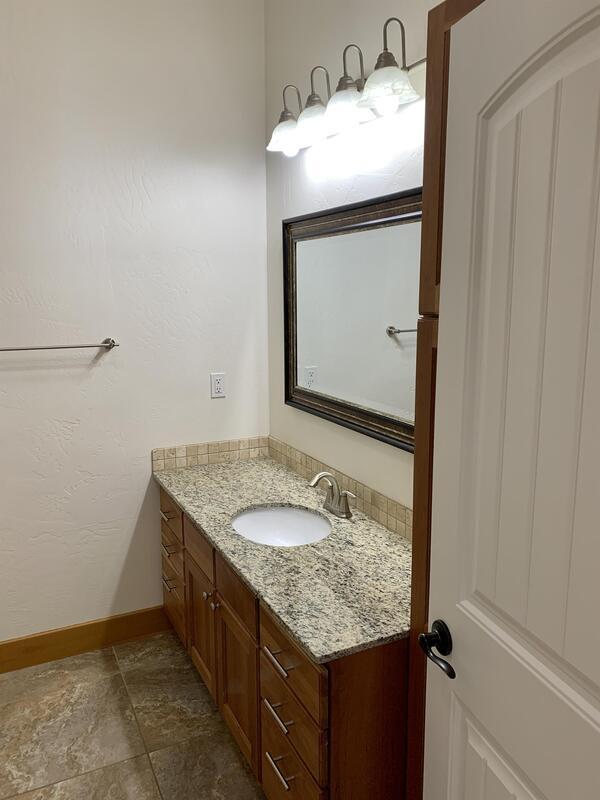 Building Photo - 636 Logan St