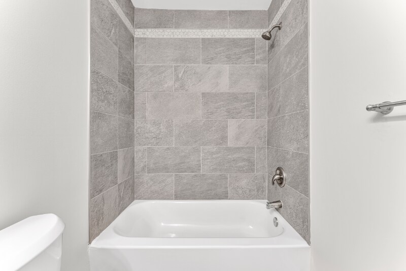 Building Photo - 320 Market St