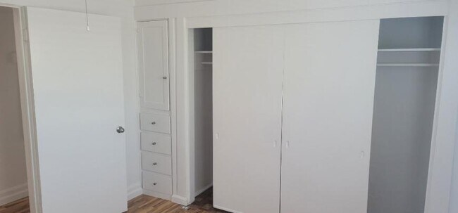 Building Photo - 3 bedroom in GLENDALE AZ 85301