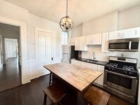Building Photo - 108 4th St
