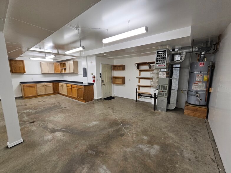 Building Photo - 3030 Lore Rd