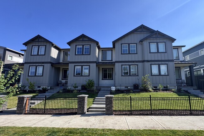 Building Photo - 7280 SE Butternut Creek Pkwy