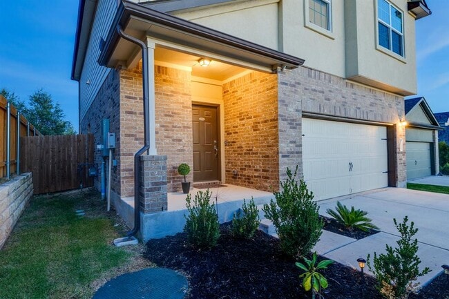 Building Photo - 7905 Prairie Rye Dr