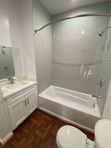 Building Photo - 241 S New Hampshire Ave