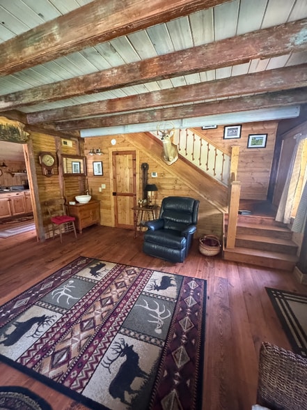 Building Photo - 369 Lawson Rd