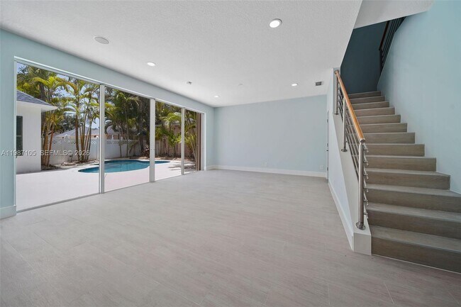 Building Photo - 174 Satin Leaf Dr