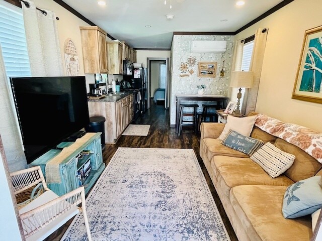 Building Photo - 1183 Lavaca