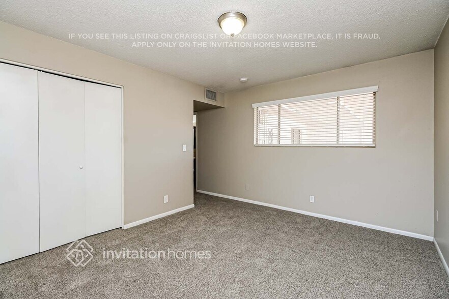 Building Photo - 1754 W 2nd St