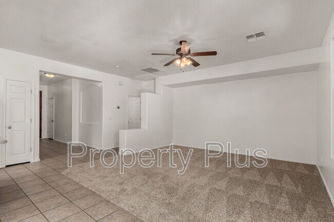 Building Photo - 4211 N 153rd Dr
