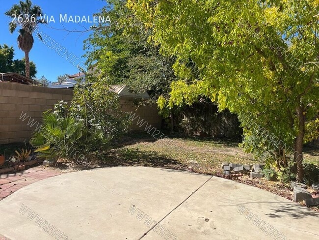 Building Photo - 2636 Vía Madalena