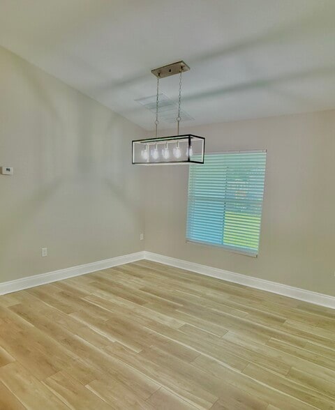 Building Photo - 2139 Sutton Ridge Ave