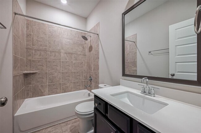 Building Photo - 2310 Dalton Trl