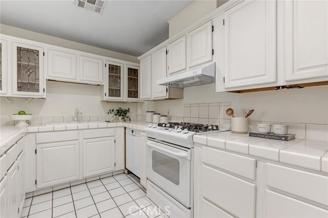 Building Photo - 225 27th St