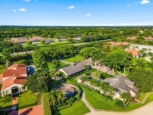 Building Photo - 14911 Equestrian Way
