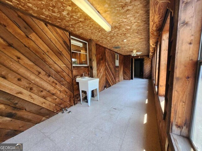 Building Photo - 1247 Wooten Dr