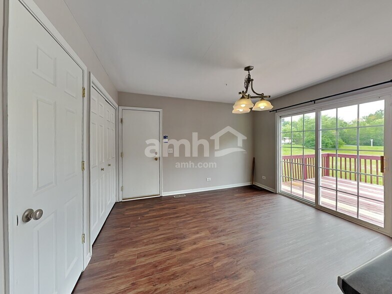 Building Photo - 38333 Monarch Ct