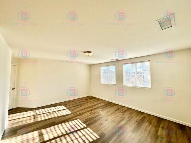 Building Photo - 1/2 Month Free if you look & lease same day!!! Spacious 4-Bedroom 3 Bath, 3 Car Garage Home with ...