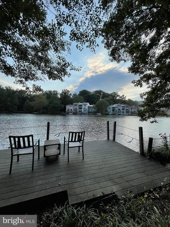 Building Photo - 1570 Moorings Dr