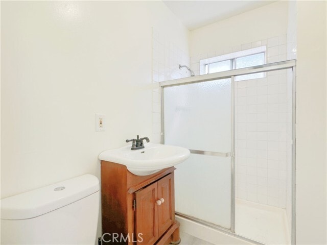 Building Photo - 285 Parke St