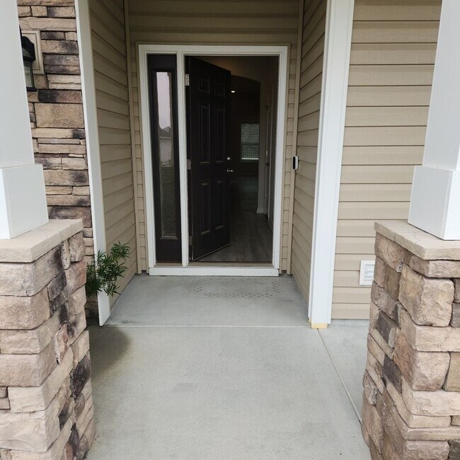Building Photo - Four Bedroom Home, Long Term Rental - Conway, SC