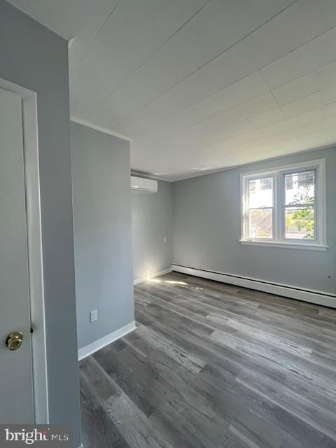 Building Photo - 1132 E Chocolate Ave