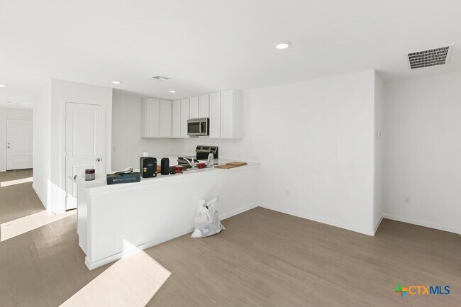 Building Photo - 316 Alligator Crk