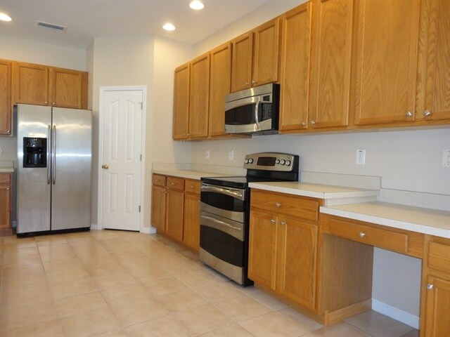 Building Photo - 8218 Canary Canyon Way