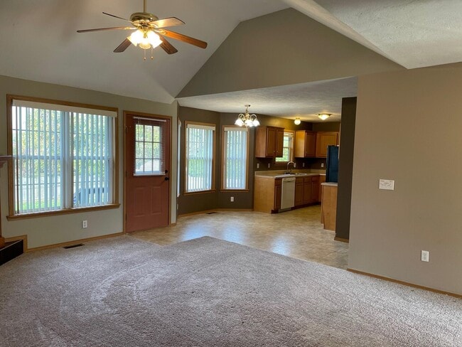 Building Photo - 2947 W Westview St