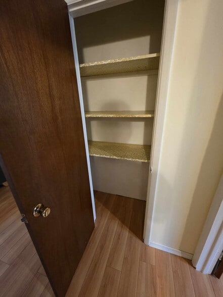 Building Photo - 253 Main St