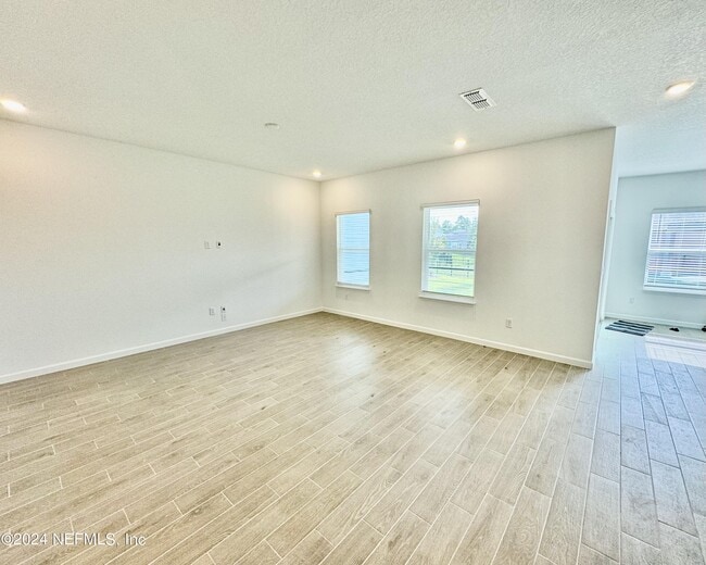 Building Photo - 9598 Giada Dr