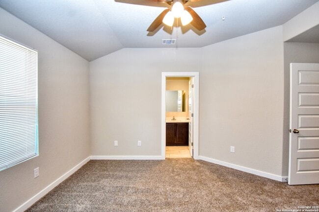 Building Photo - 8307 V. Pisa