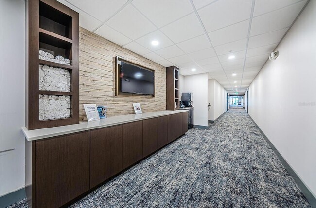 Building Photo - 1516 E Lake Woodlands Pkwy