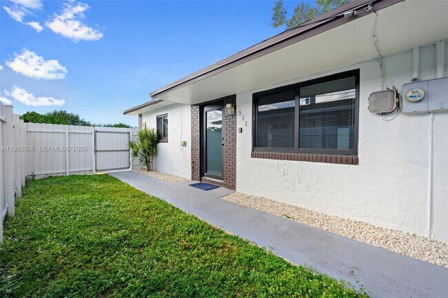 Building Photo - 511 NW 93rd St