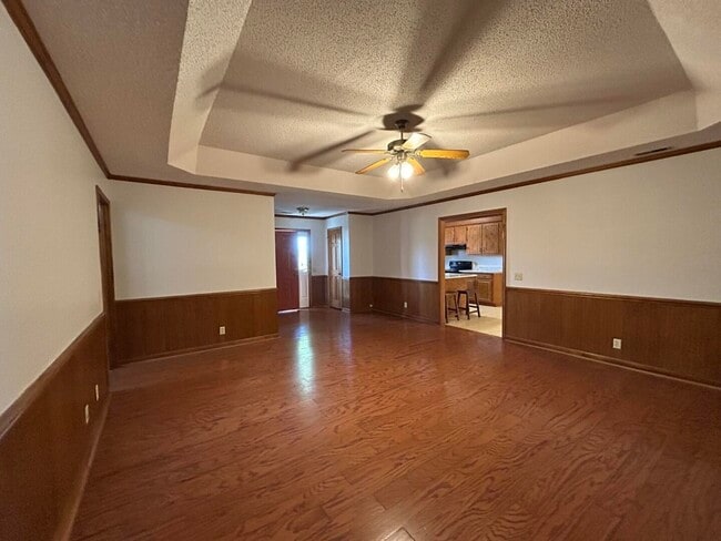 Building Photo - 1145 Peppercorn Ln