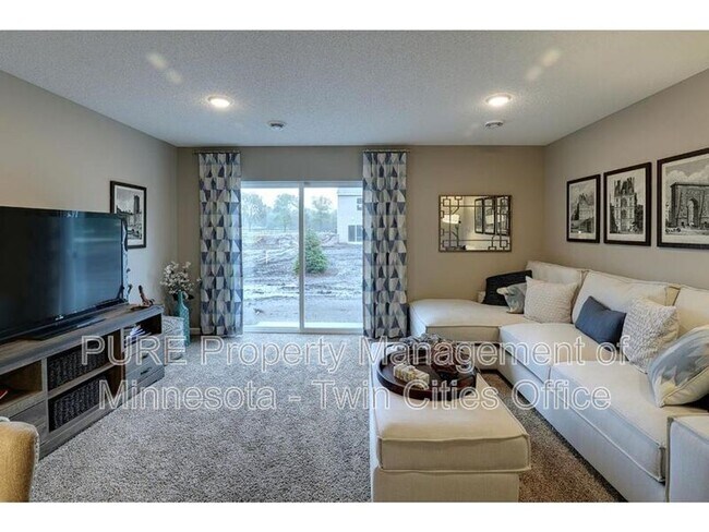 Building Photo - 6613 Jasmine Ave S