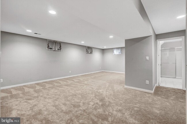 Building Photo - 26161 Rachel Hill Dr