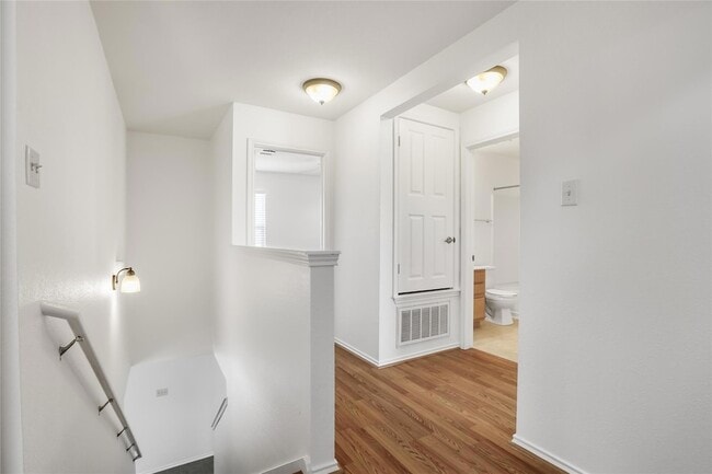 Building Photo - 2010 Ashberry Trail