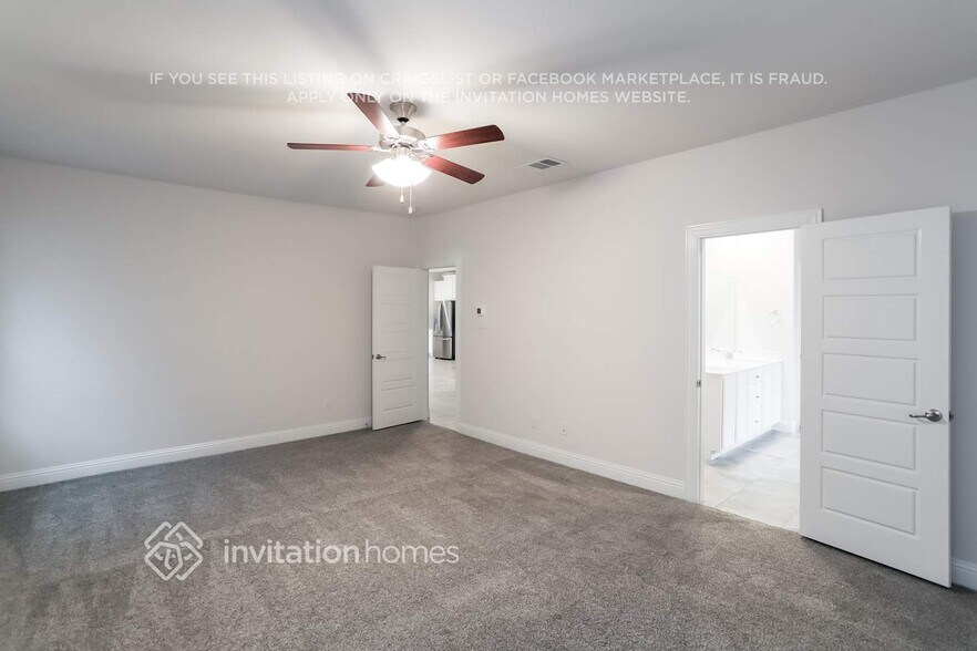 Building Photo - 533 Declaration Way