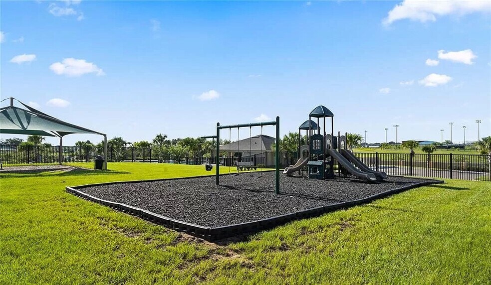 Building Photo - 1113 Saguaro St