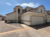 Building Photo - Resort-Style Island Living at Joya Del Mar!