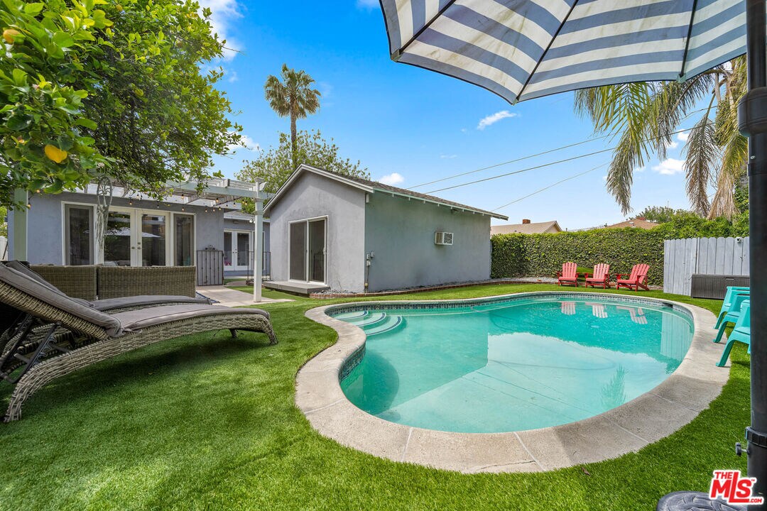 Building Photo - 12423 Martha St