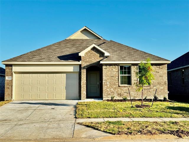 Primary Photo - 1016 Longleaf Ln