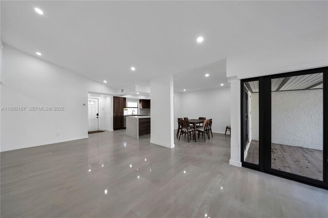 Building Photo - 13401 SW 113th Terrace