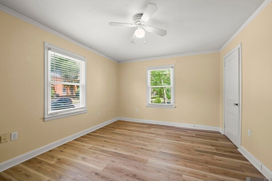 Building Photo - 975 Rittiner Dr