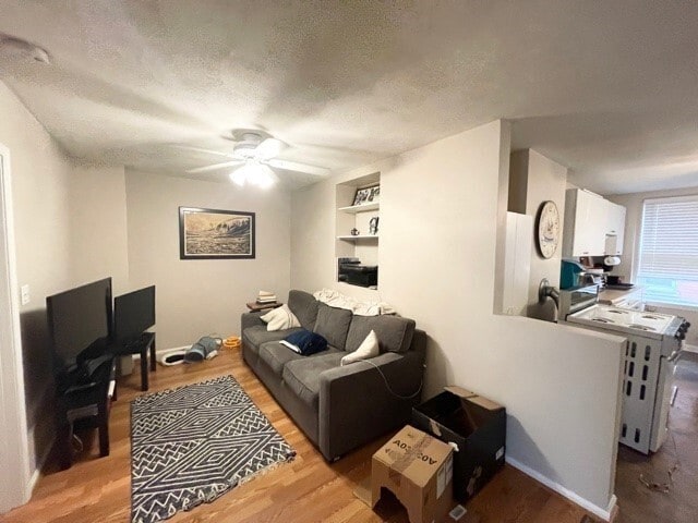 Primary Photo - 2 Baldwin Pl