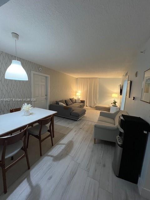 Building Photo - 7800 Collins Ave