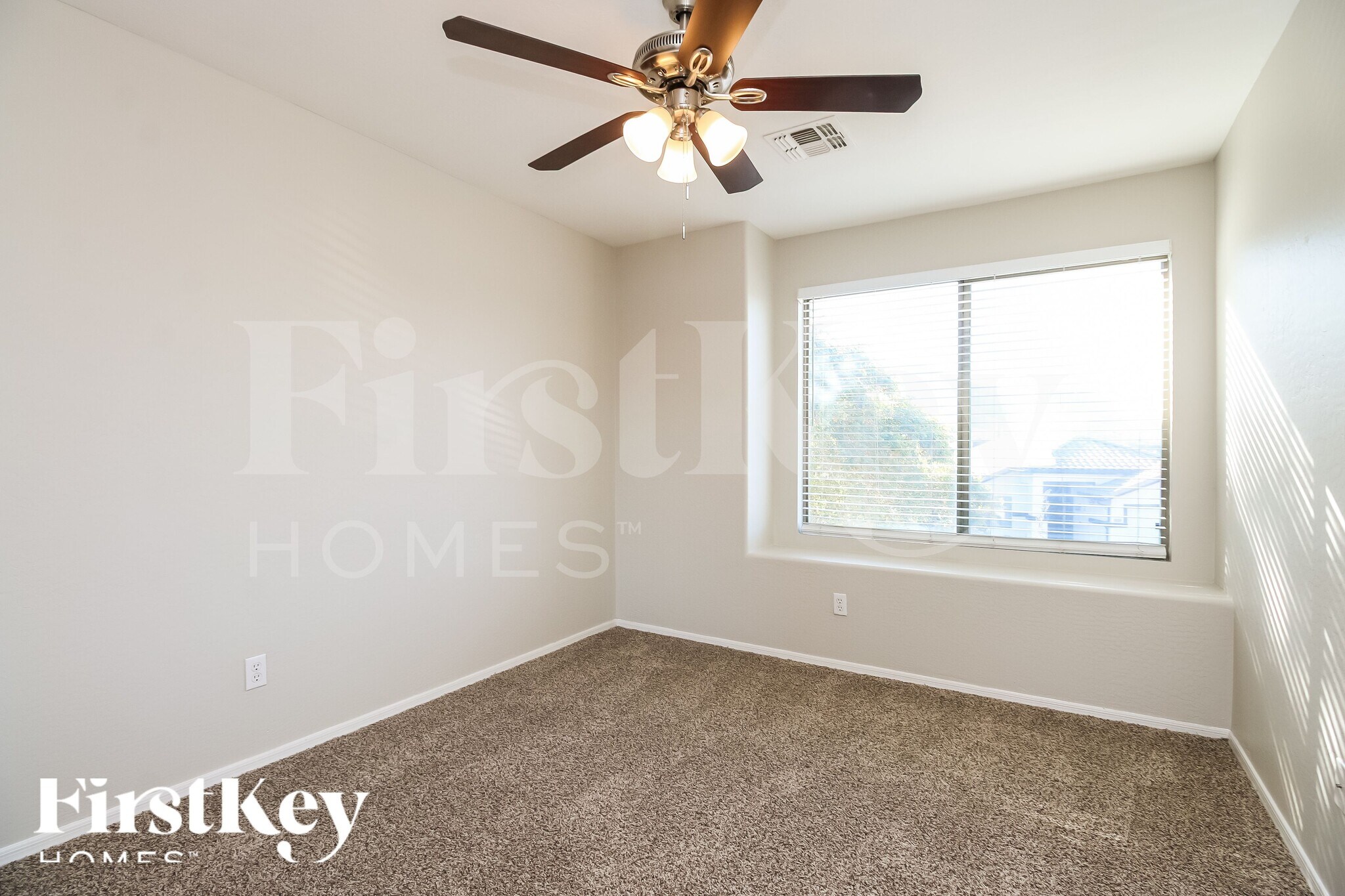 Building Photo - 3526 W Monte Way