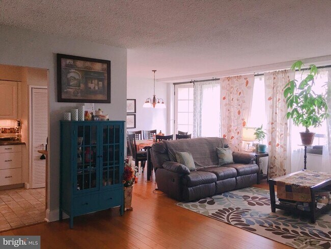 Building Photo - 5500 Holmes Run Pkwy